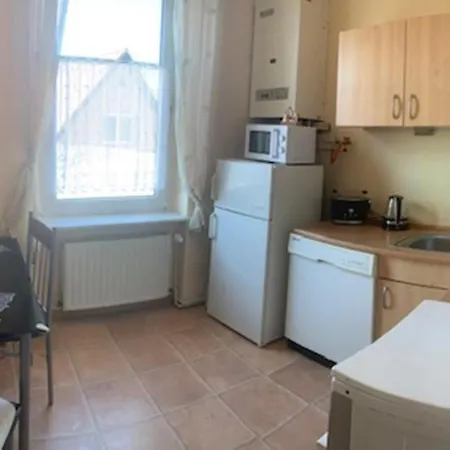 1 In Mit Pkw Stellplatz