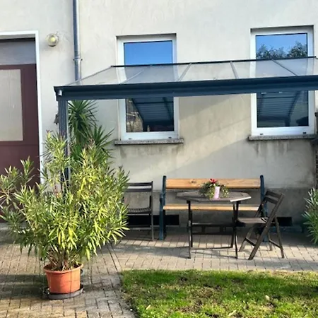 1 In Mit Pkw Stellplatz Appartamento *