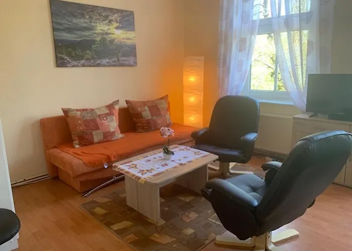 1 In Mit Pkw Stellplatz *